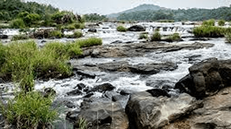 Paniyeli Poru Riverfront